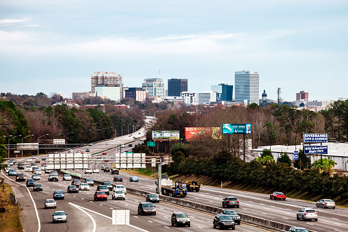 Charleston entre as 10 piores cidades dos EUA para dirigir em 2025