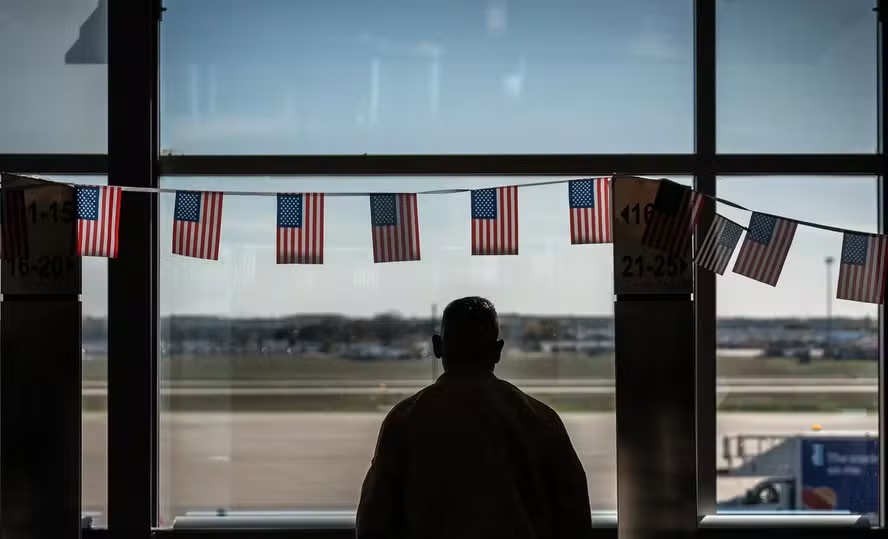 Imigração usa informações de passageiros em voos nos EUA